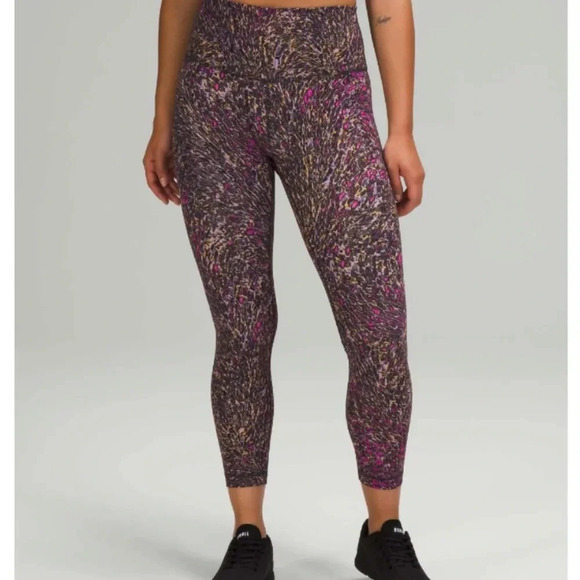 Lululemon Invigorate Cropped Tight 23" Topography Multi Size 4 - Picture 1 of 7